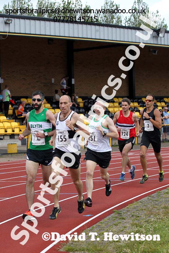 1500 metres, North East Masters Champs, Monkton Stadium,  Jarrow. Photo: David T. Hewitson/Sports for All Pics